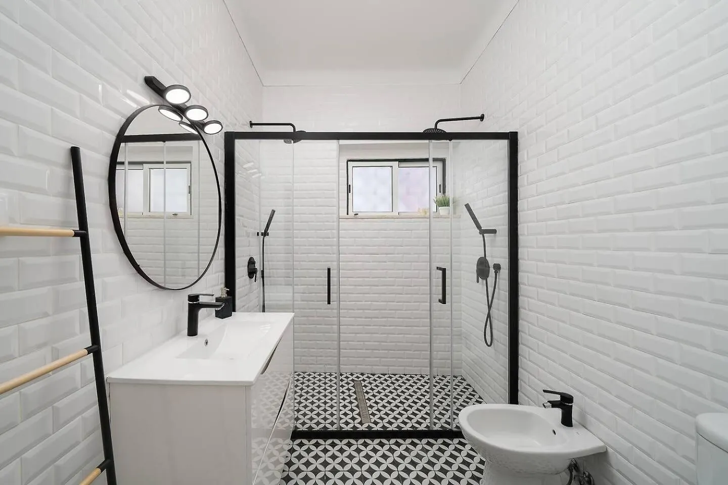 Spacious Stylish Apartment Portimão